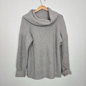 Free People Womens Oversized Sweater Sz XS Gray Boho Chic Aesthetic Cottagecore